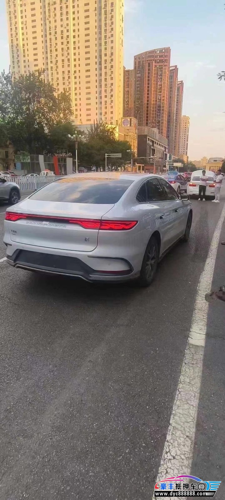 24年比亚迪汉轿车抵押车出售