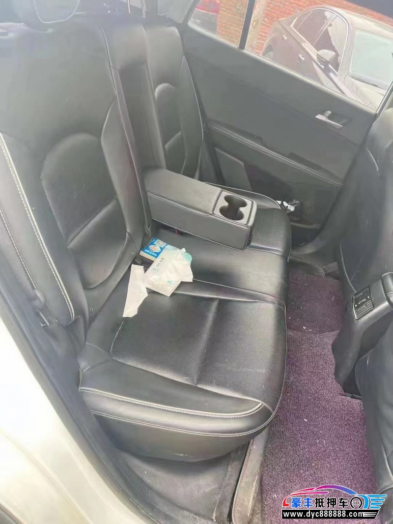 18年现代ix25SUV抵押车出售