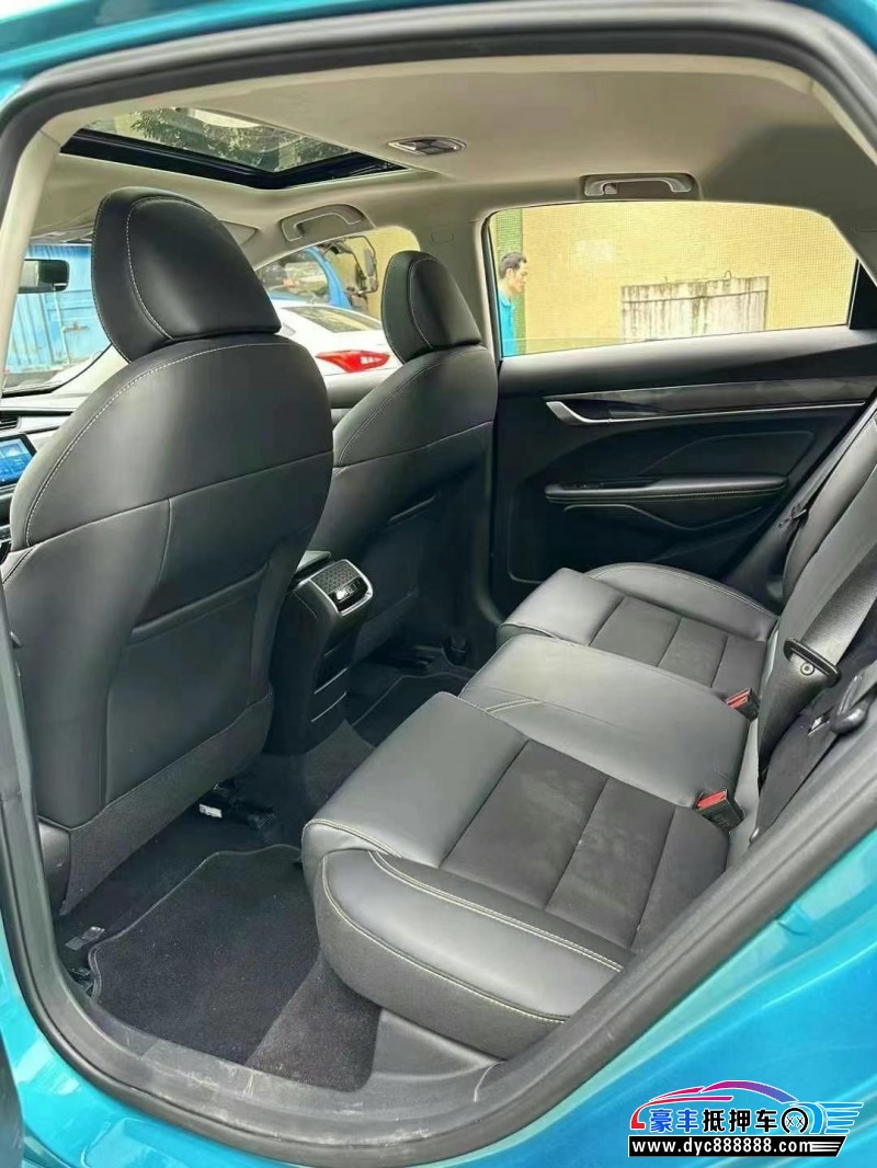 21年吉利缤瑞轿车抵押车出售