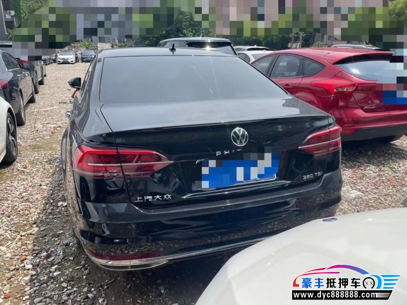 22年大众辉昂轿车抵押车出售