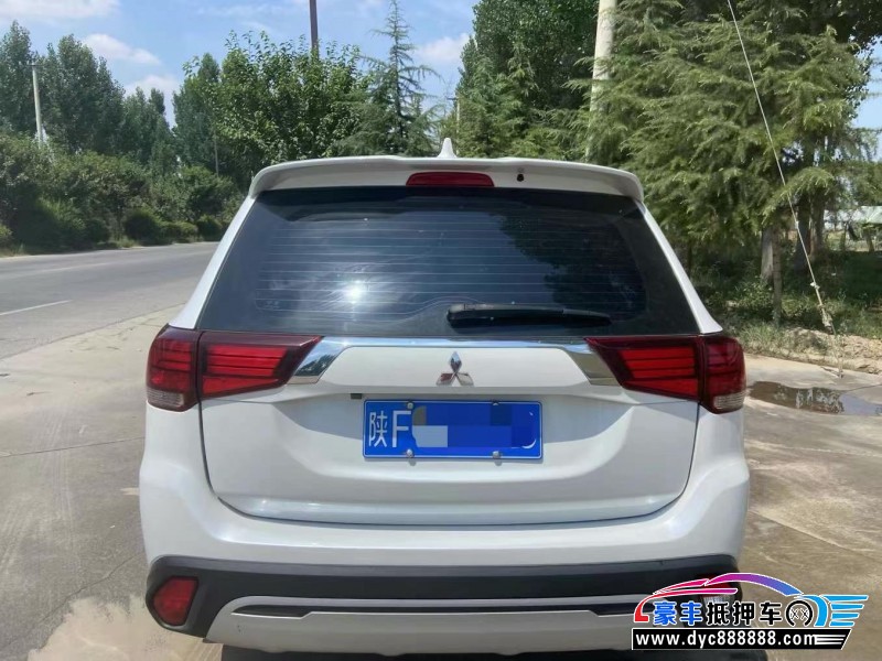 21年三菱欧蓝德SUV抵押车出售