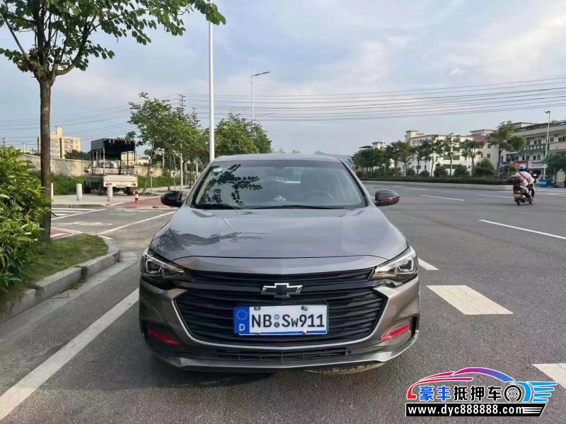 20年雪佛兰科鲁泽轿车抵押车出售