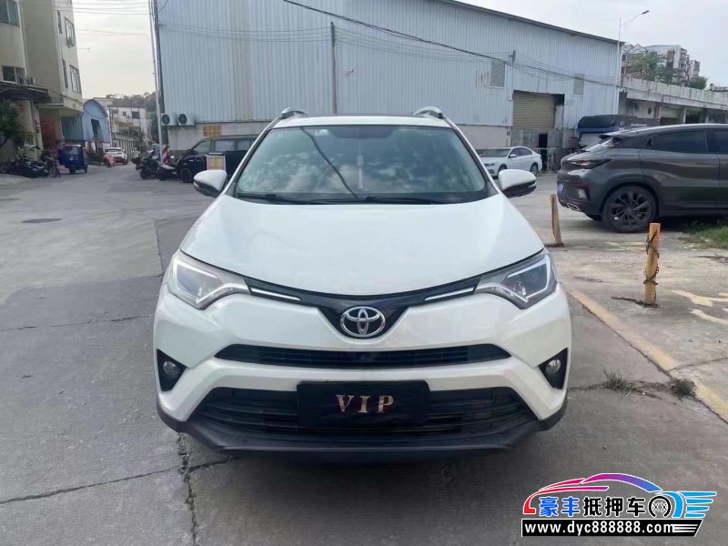 17年丰田RAV4轿车抵押车出售