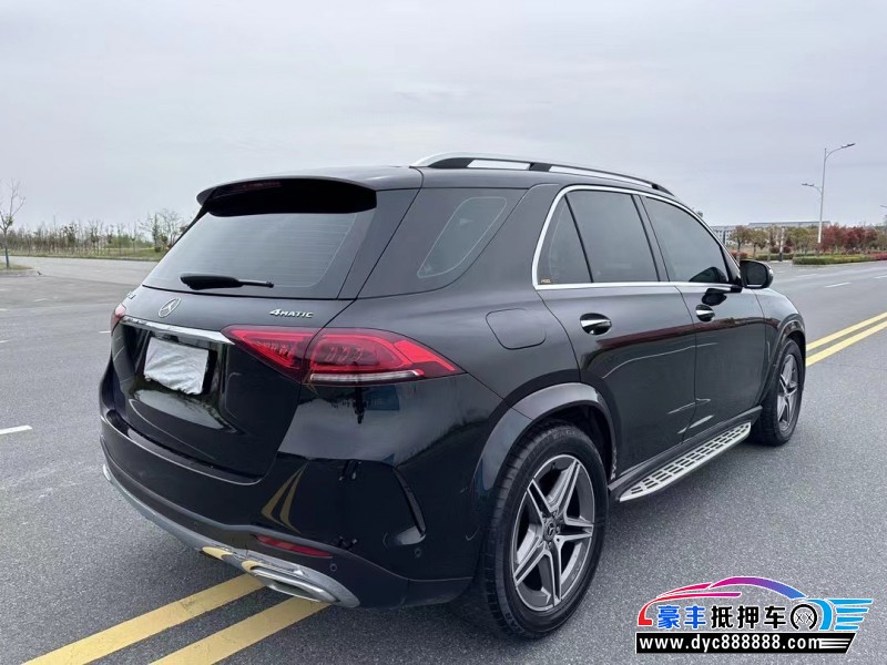 20年奔驰GLE轿车抵押车出售