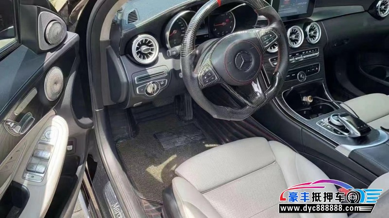 14年奔驰C轿车抵押车出售