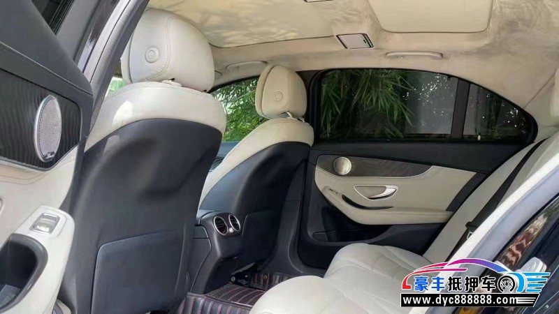 14年奔驰C轿车抵押车出售