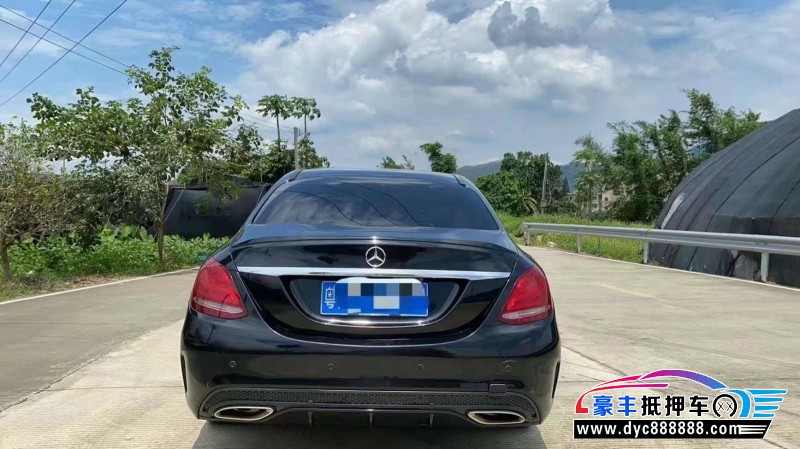 14年奔驰C轿车抵押车出售