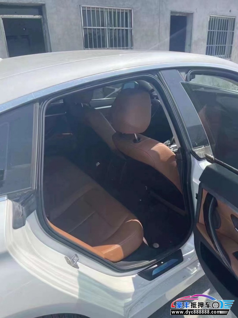 18年宝马4系轿车抵押车出售