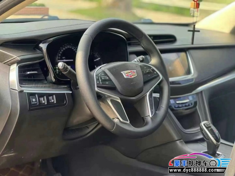 17年凯迪拉克XT5轿车抵押车出售