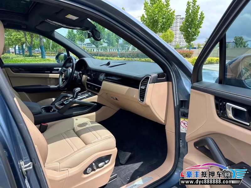 19年保时捷卡宴轿车抵押车出售