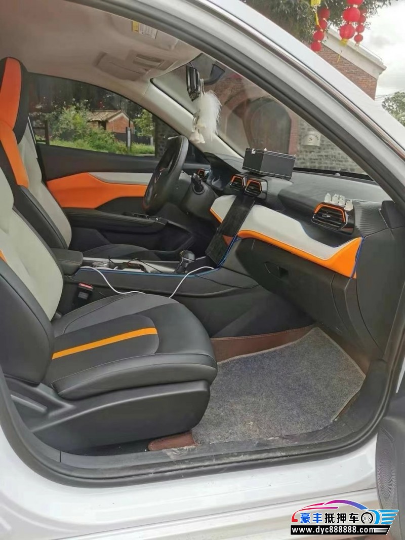 23年东风风神奕炫轿车抵押车出售