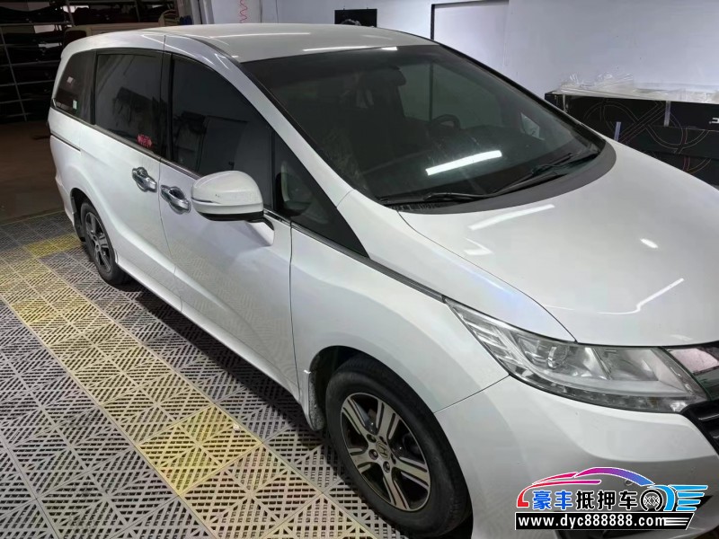 16年本田奥德赛轿车抵押车出售