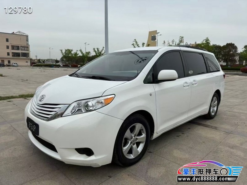 18年丰田塞纳轿车抵押车出售