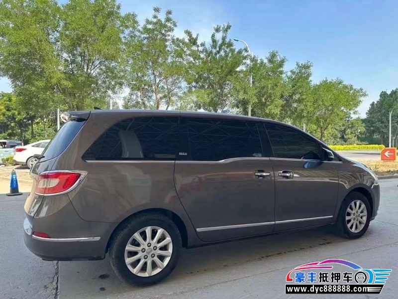 13年别克GL8轿车抵押车出售