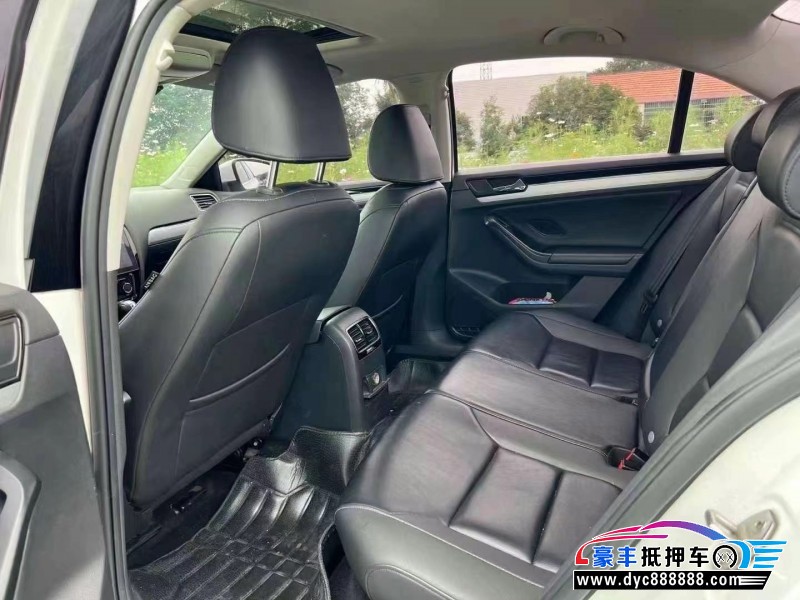 18年大众速腾轿车抵押车出售