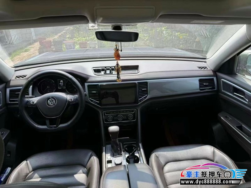 17年大众途昂轿车抵押车出售