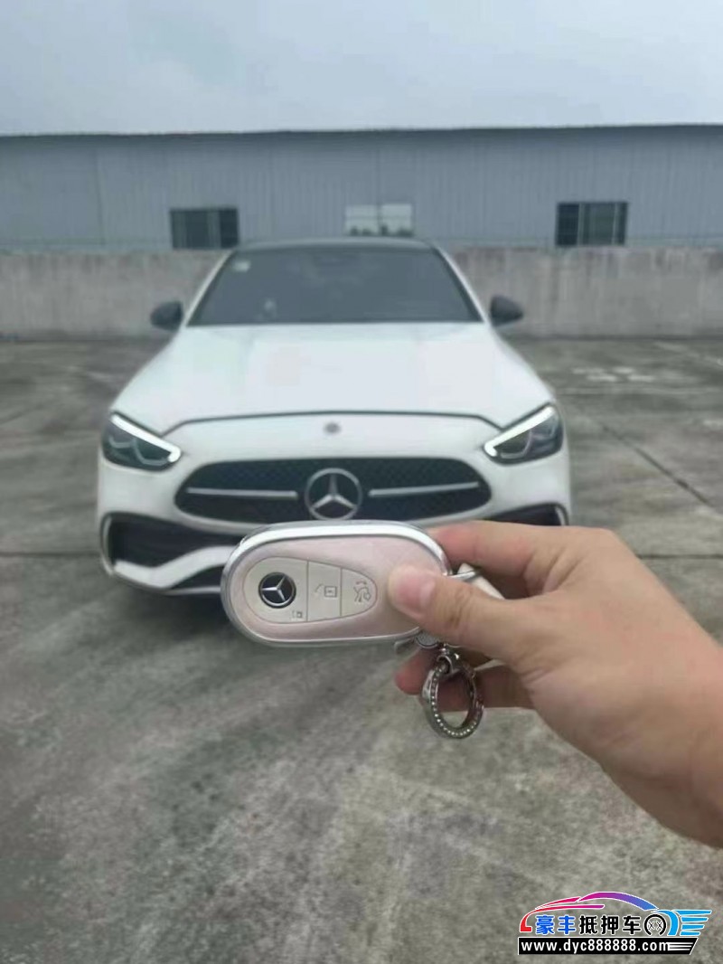 23年奔驰C轿车抵押车出售