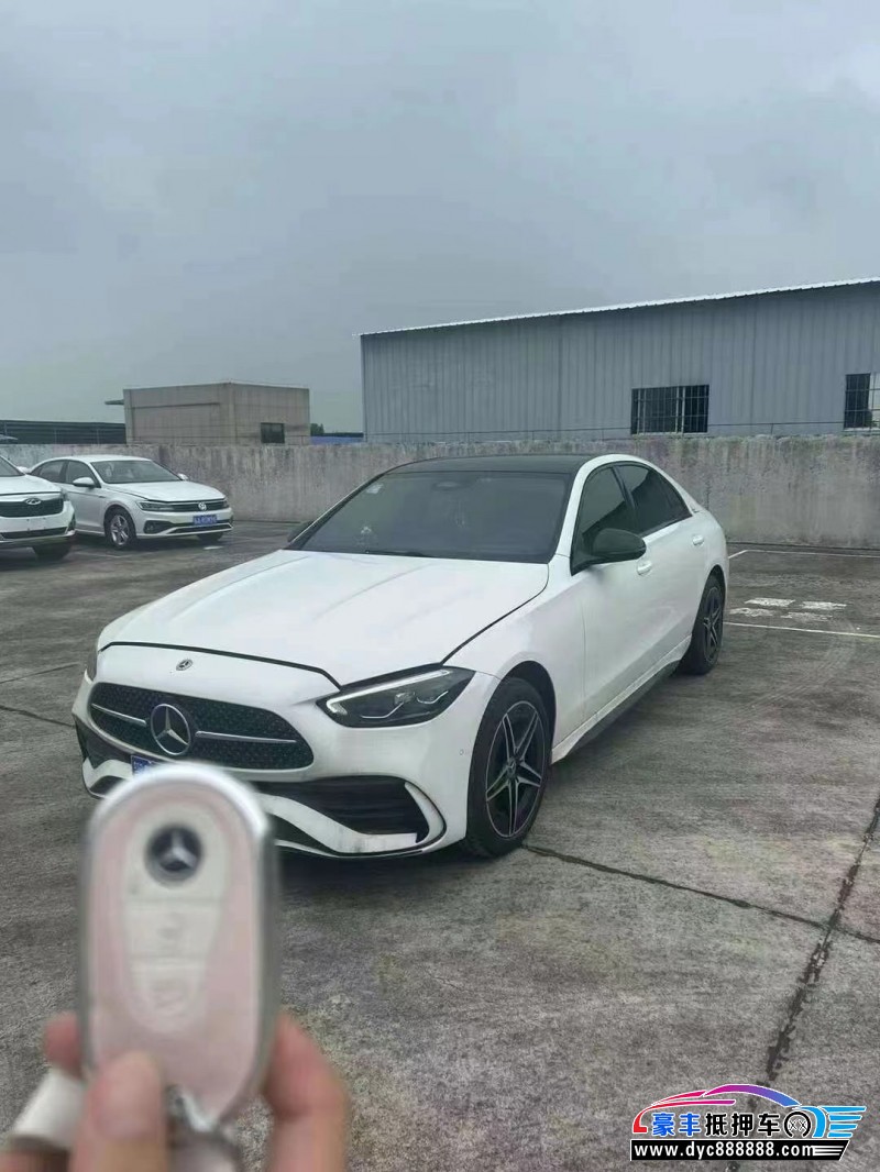 23年奔驰C轿车抵押车出售