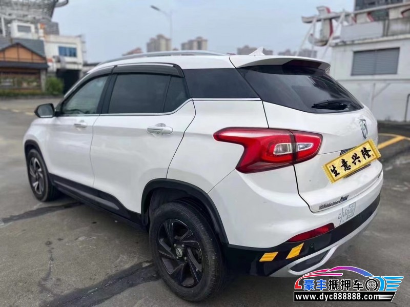 18年宝骏510轿车抵押车出售