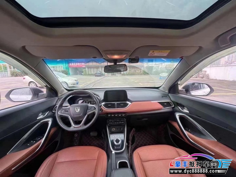 18年宝骏510轿车抵押车出售