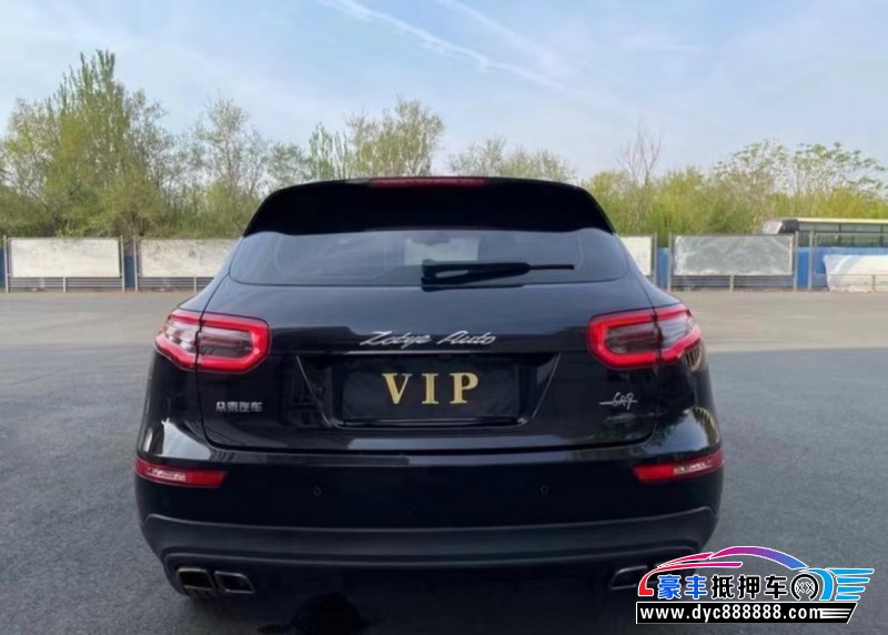 19年众泰SR9轿车抵押车出售