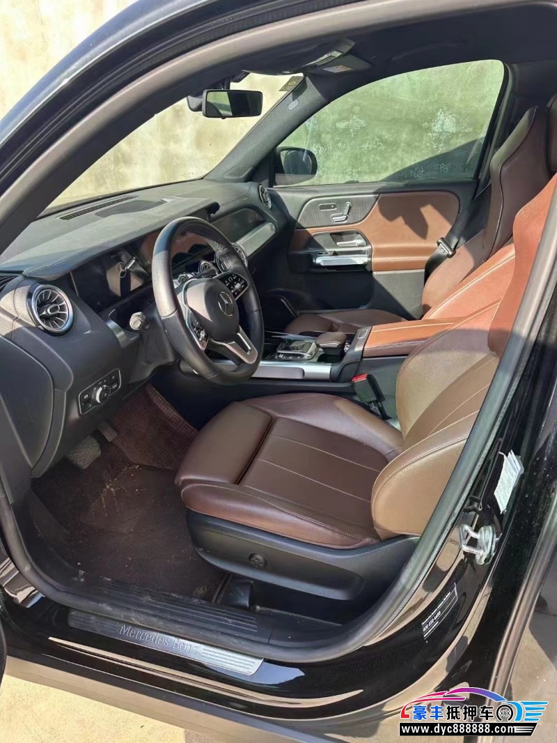 20年奔驰GLB轿车抵押车出售