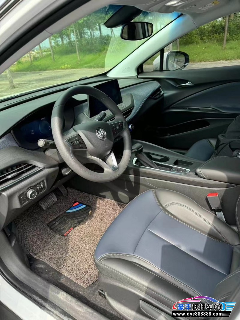 24年别克微蓝轿车抵押车出售