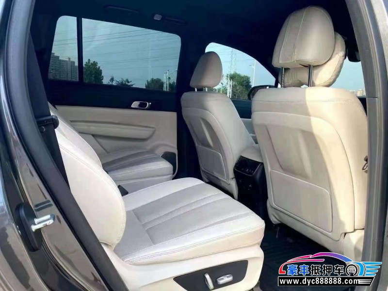 21年理想ONE轿车抵押车出售