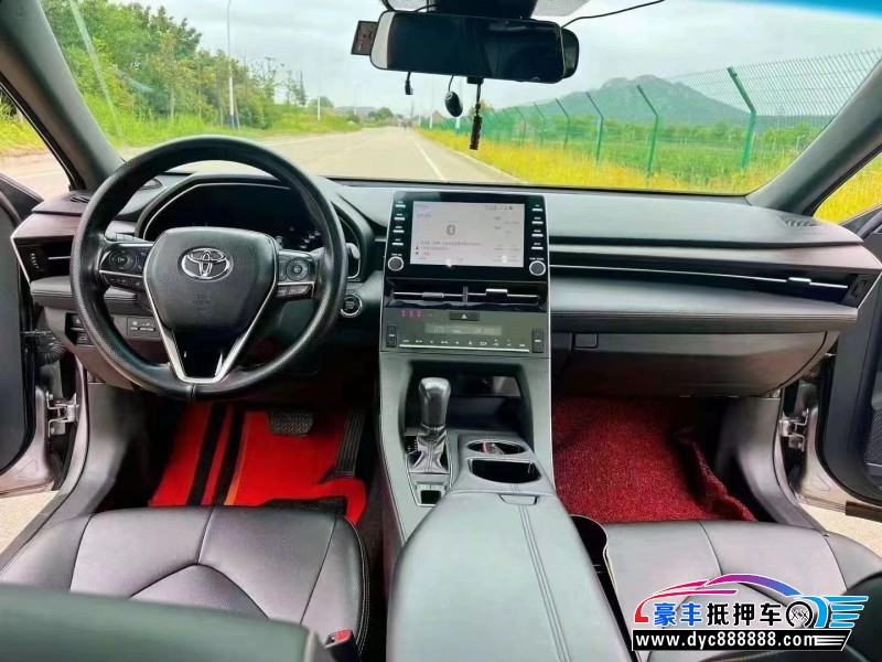 20年丰田亚洲龙轿车抵押车出售