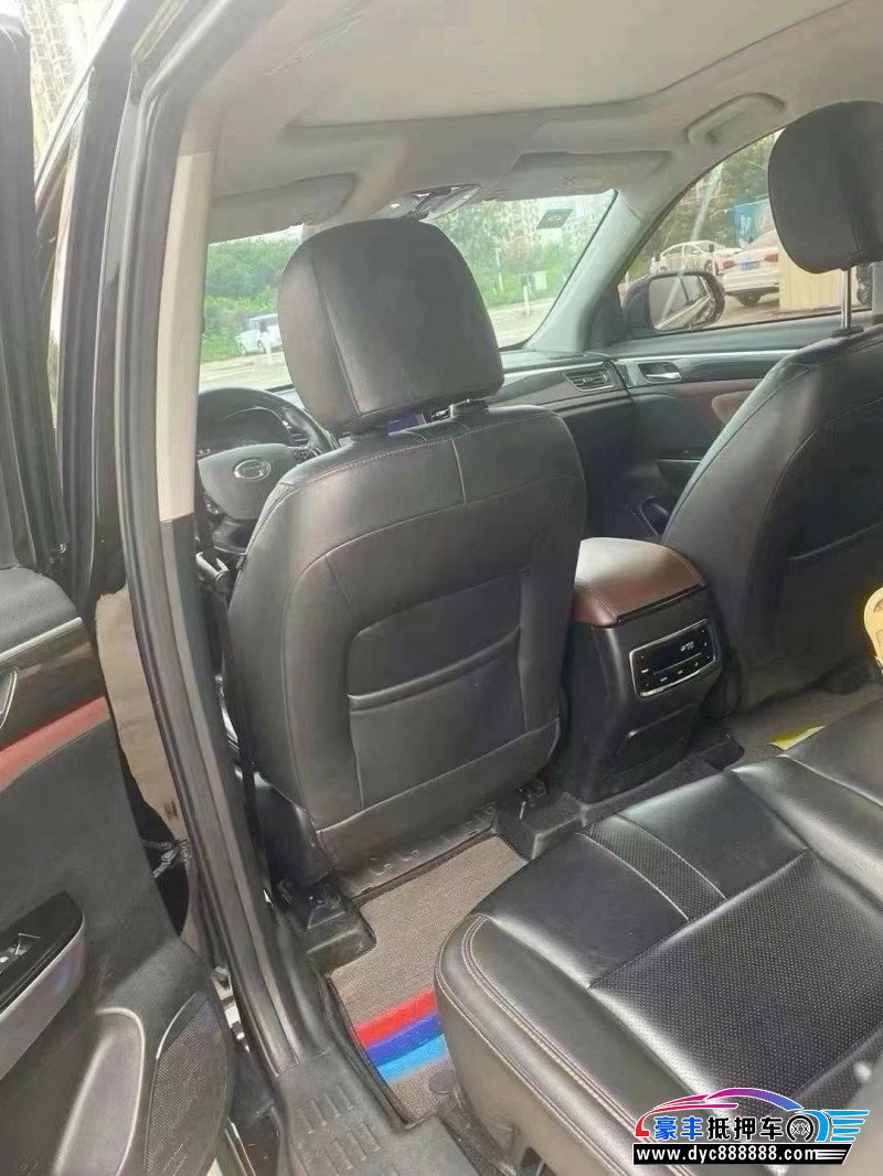 18年传祺GS8轿车抵押车出售