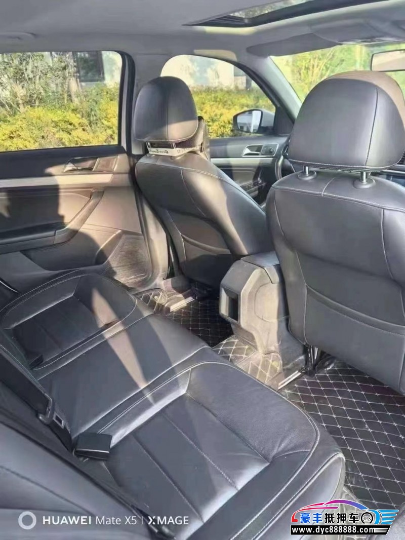 17年大众朗行轿车抵押车出售