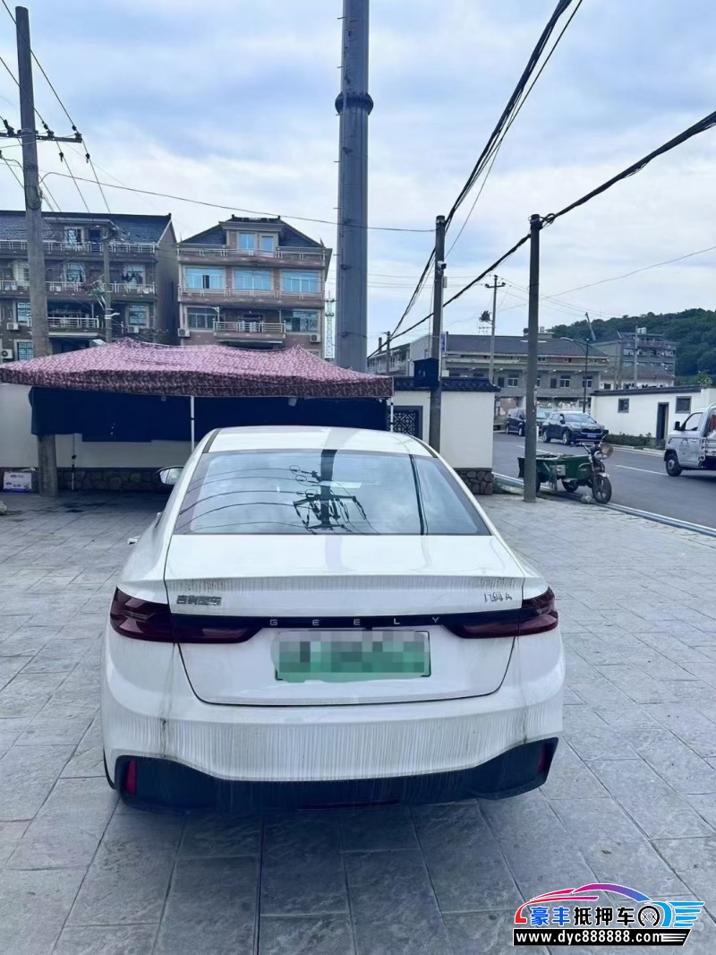 24年吉利几何轿车抵押车出售