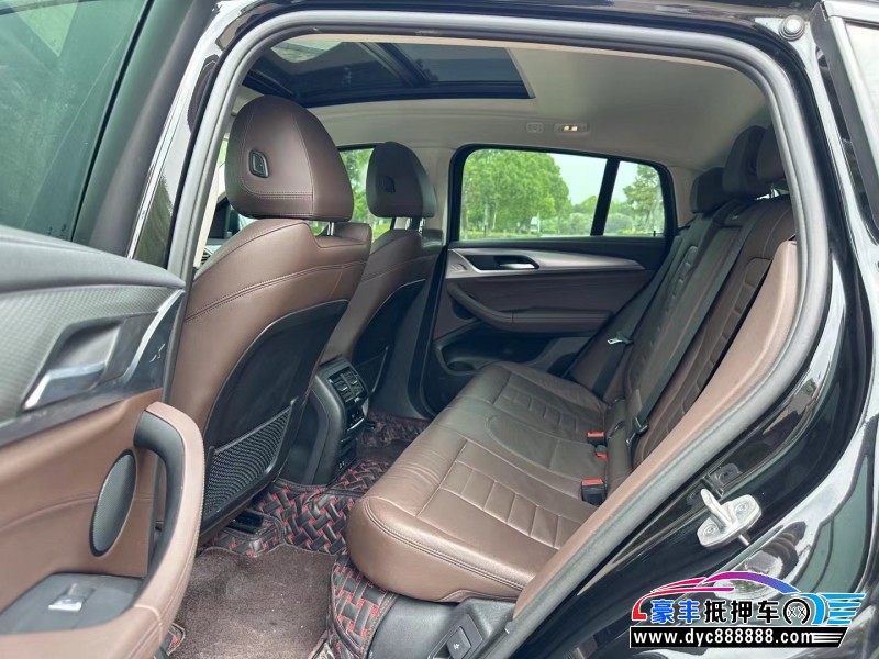 21年宝马X4轿车抵押车出售