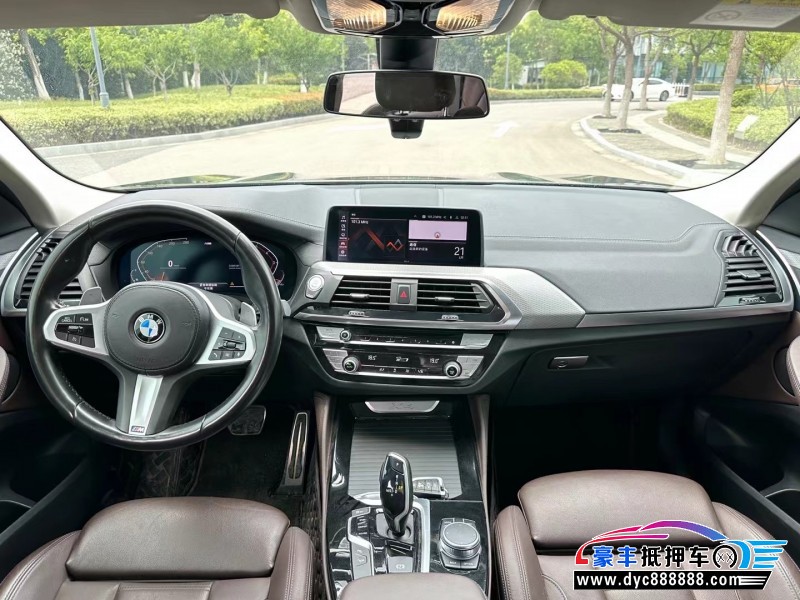 21年宝马X4轿车抵押车出售