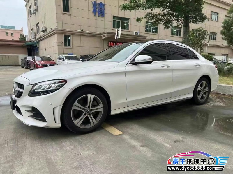 20年奔驰C轿车抵押车出售