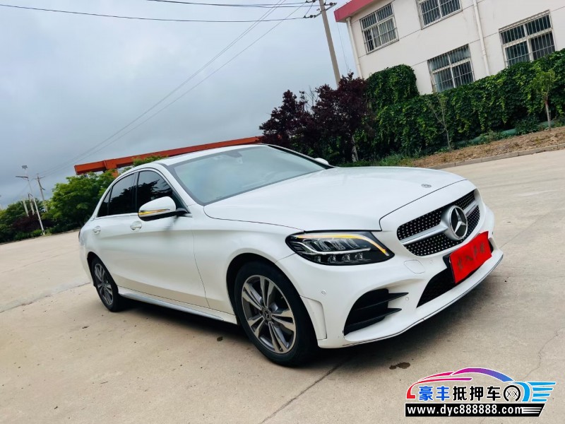 20年奔驰C轿车抵押车出售