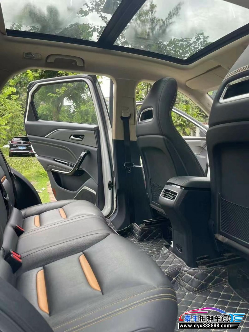 19年奔腾T77轿车抵押车出售