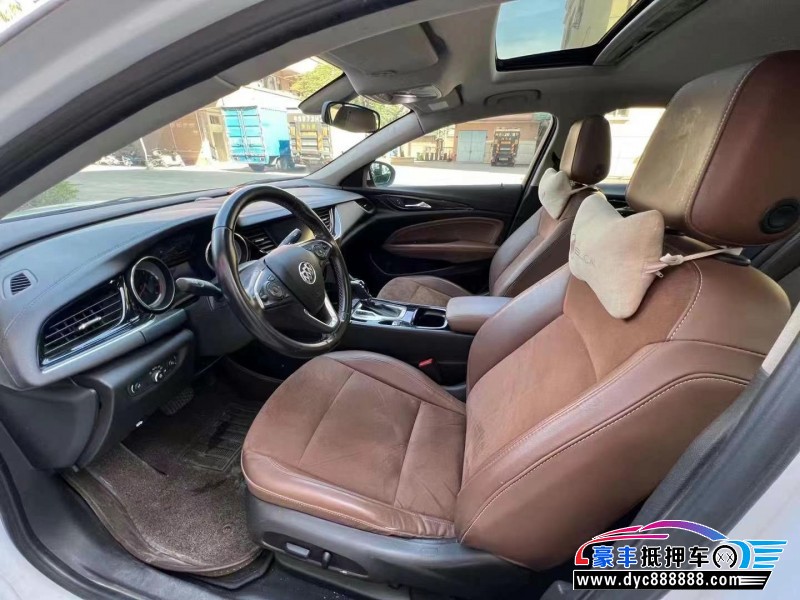 18年别克君威轿车抵押车出售