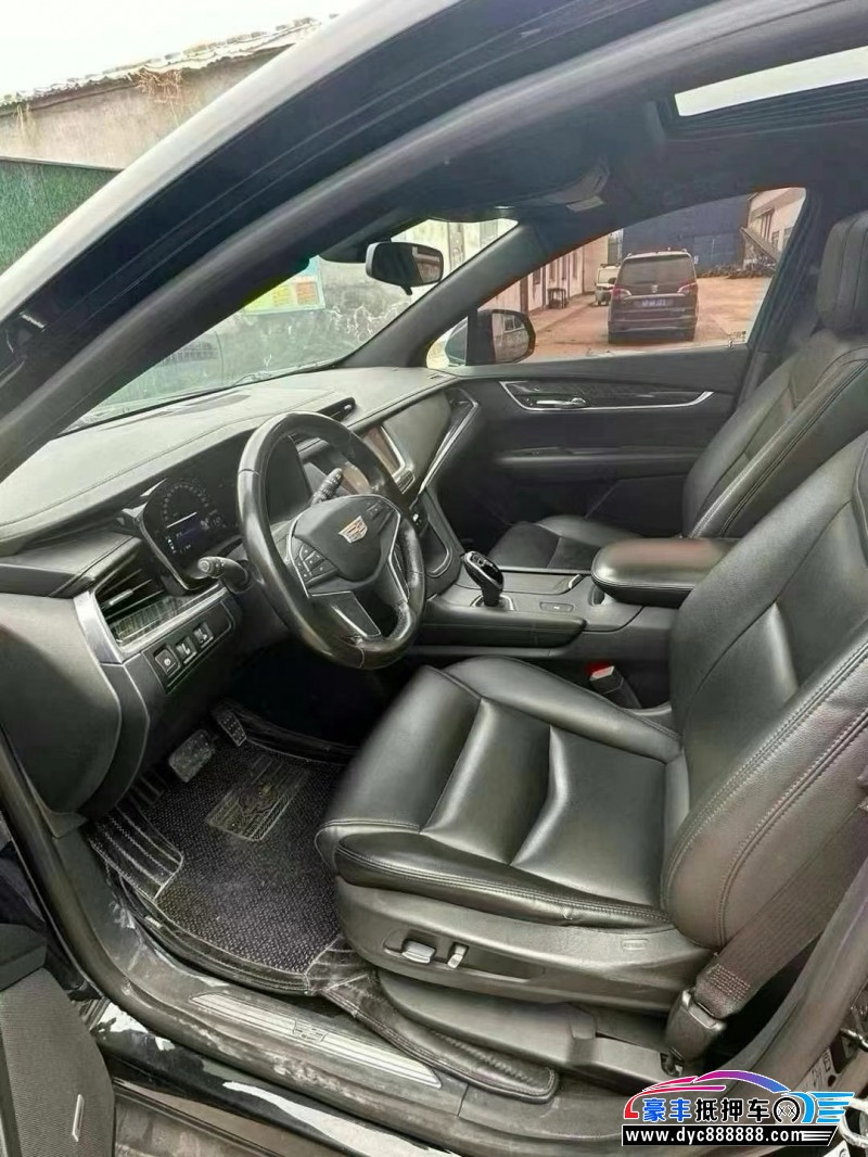 18年凯迪拉克XT5轿车抵押车出售