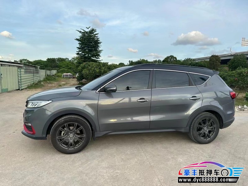 21年东风风光580轿车抵押车出售