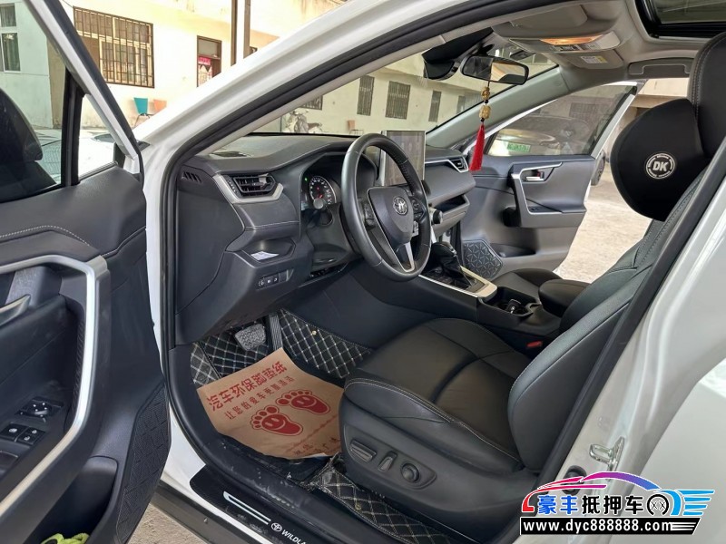 23年丰田威兰达SUV抵押车出售