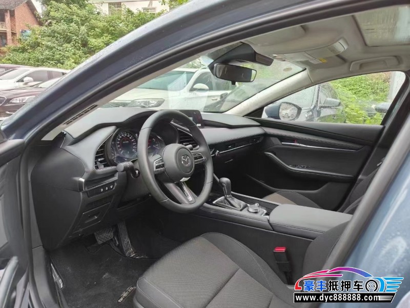 24年马自达昂克赛拉轿车抵押车出售