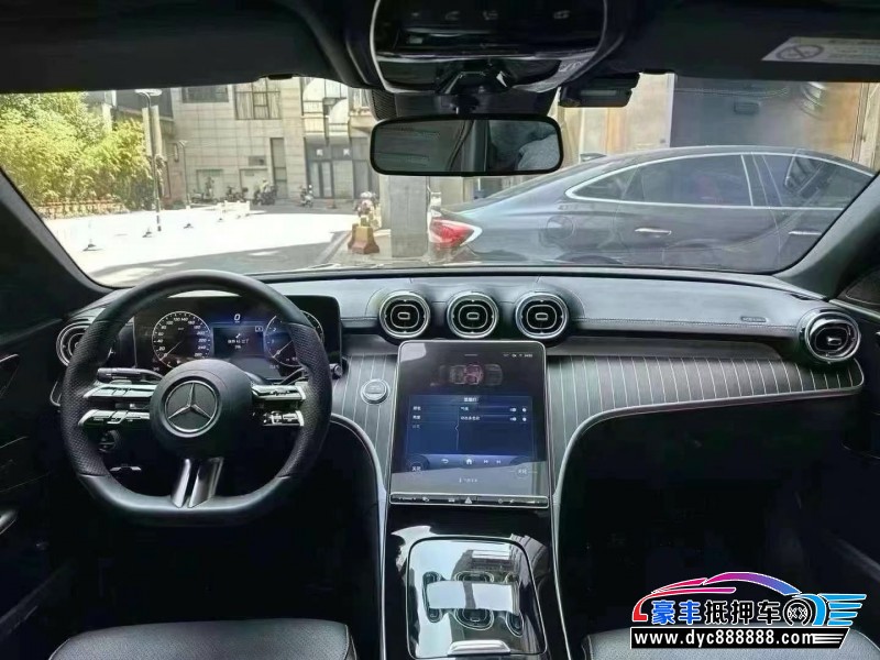 22年奔驰C轿车抵押车出售