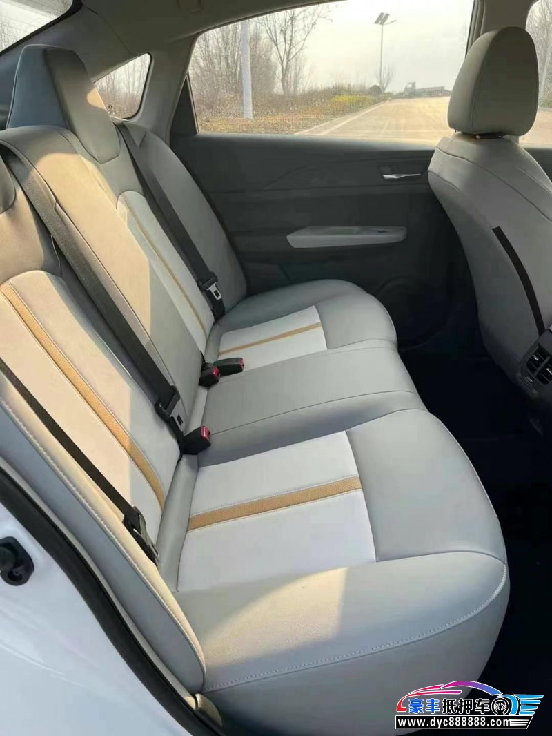 23年东风风神E70轿车抵押车出售