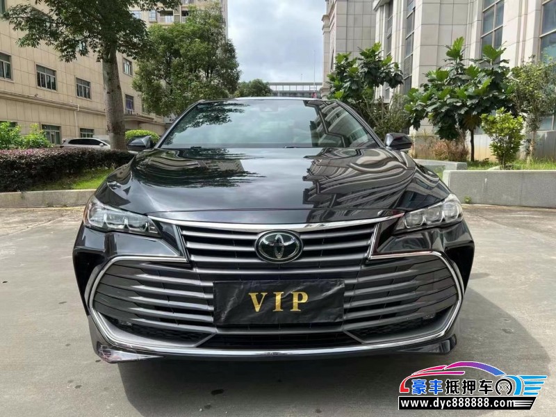 20年丰田亚洲龙轿车抵押车出售