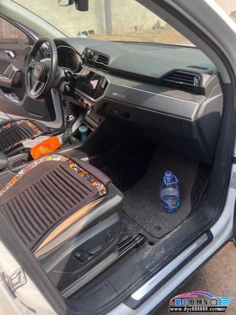 20年奥迪Q3轿车抵押车出售