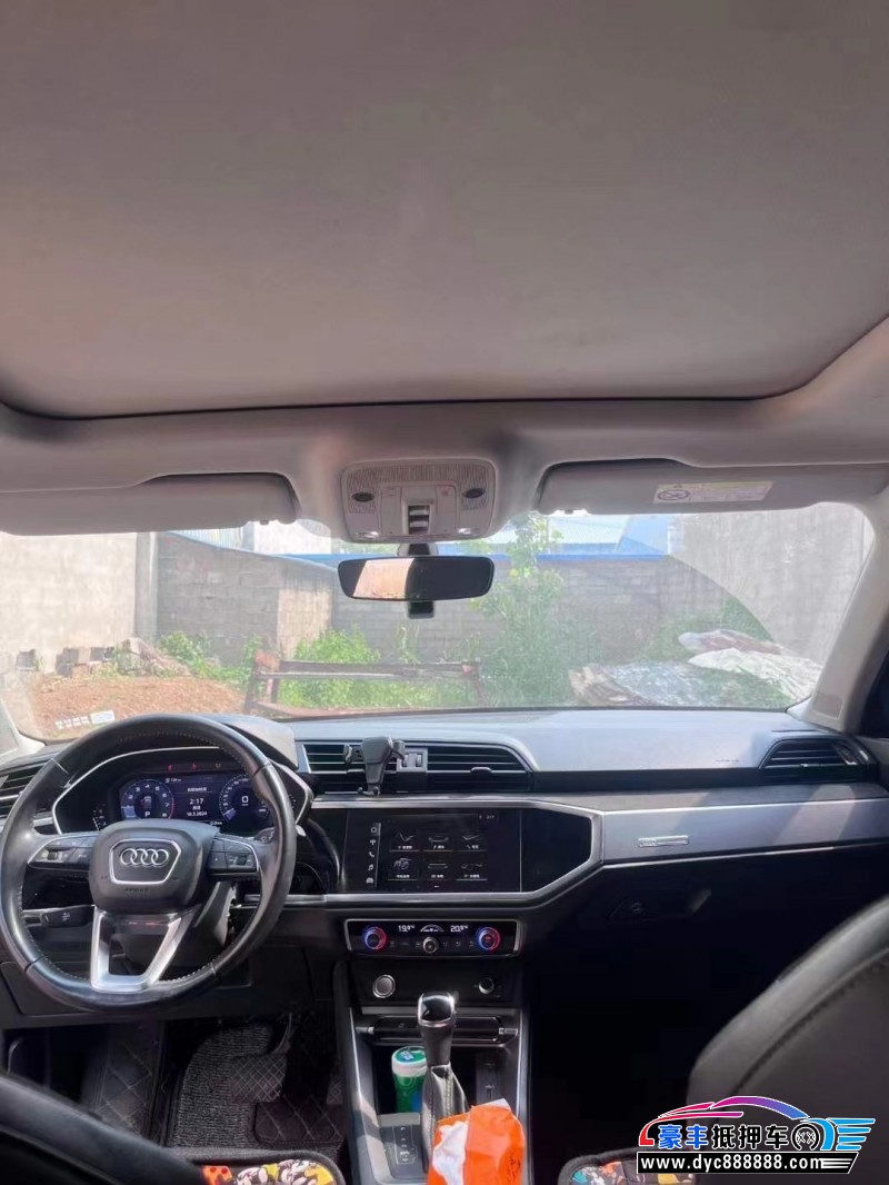 20年奥迪Q3轿车抵押车出售