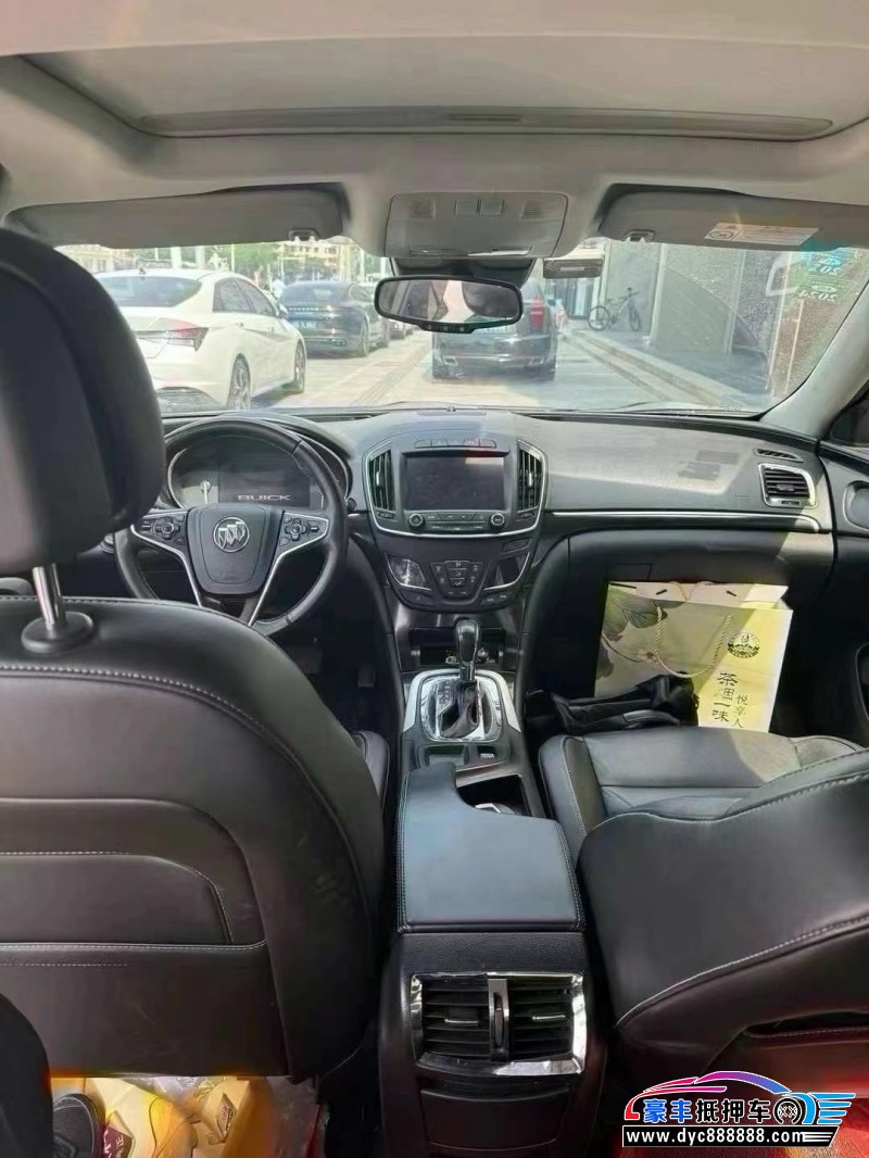 14年别克君威轿车抵押车出售