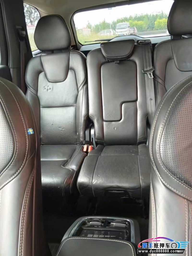 15年沃尔沃XC90轿车抵押车出售