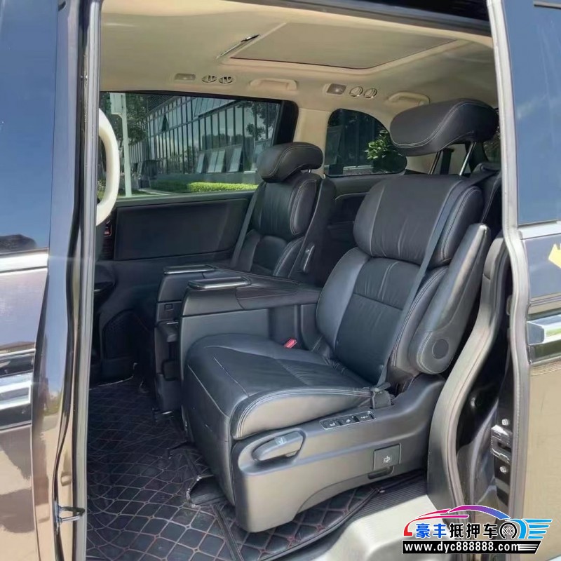 16年本田艾力绅轿车抵押车出售